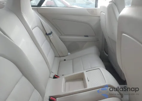 2017 Mercedes-Benz E 400 4Matic z USA, uszkodzony, nr VIN WDDKJ6HB8HF362137